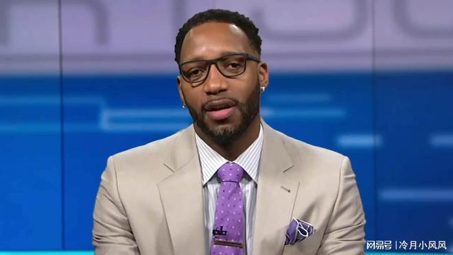 记者：曼城对切尔基首份报价大约2300万欧元，已被里昂拒绝