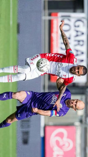 够突围的三 够突围的三